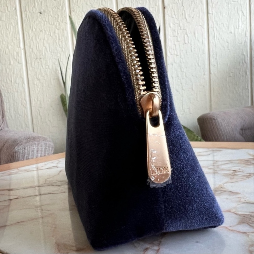 Christian Dior cosmetic pouch - Picture 3 of 3
